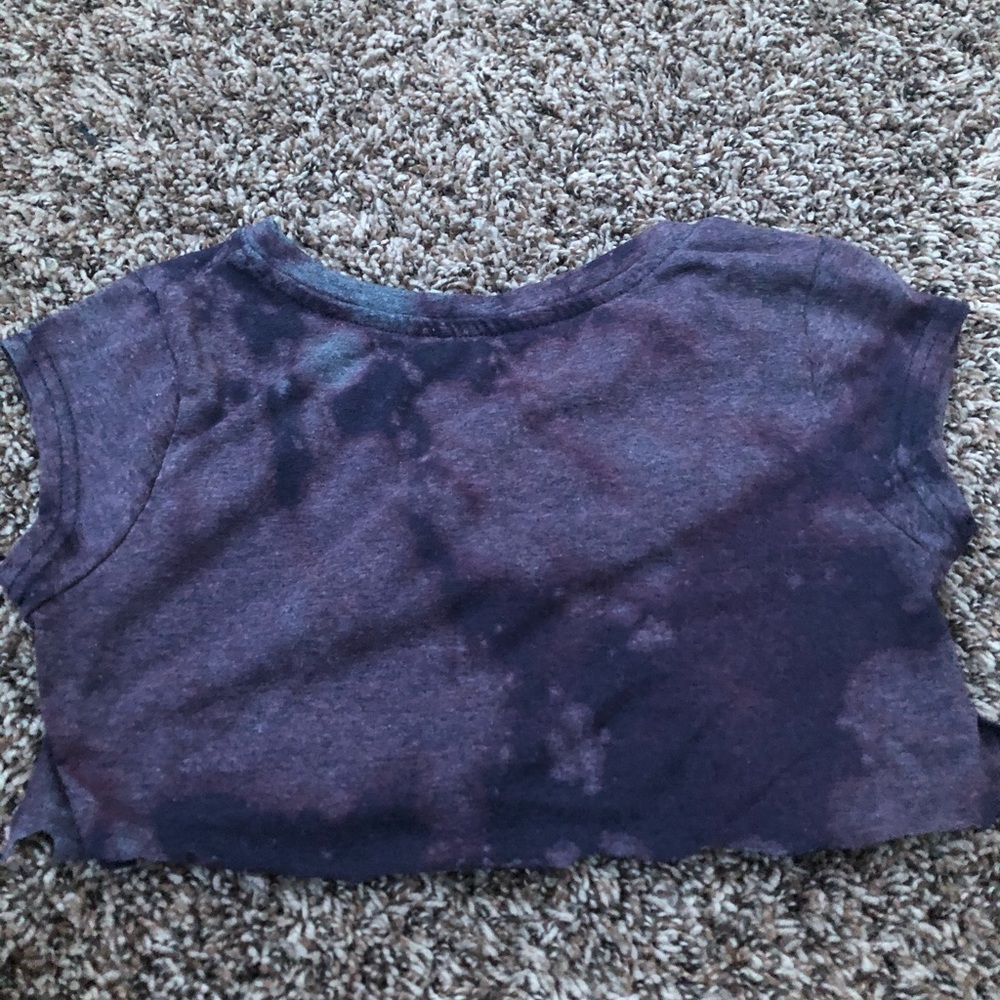 Crop top - Picture 2 of 2